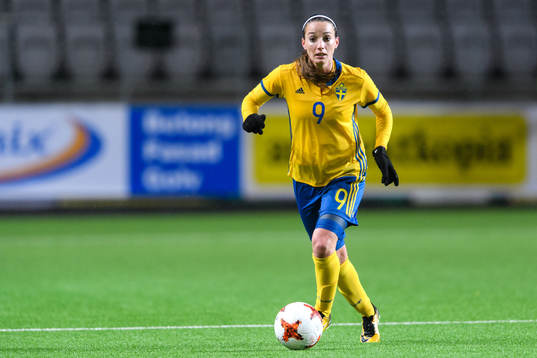 Sveriges Kosovare Asllani