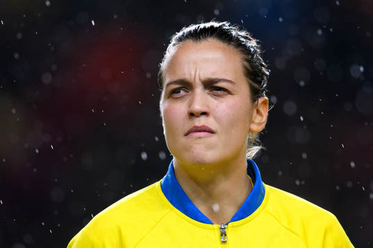 Sveriges Marija Banusic vid lineup innan VM-kvalmatchen i