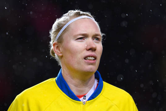 Sveriges målvakt Hedvig Lindahl vid lineup innan