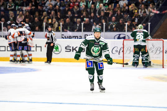 Färjestads Rasmus Asplund deppar