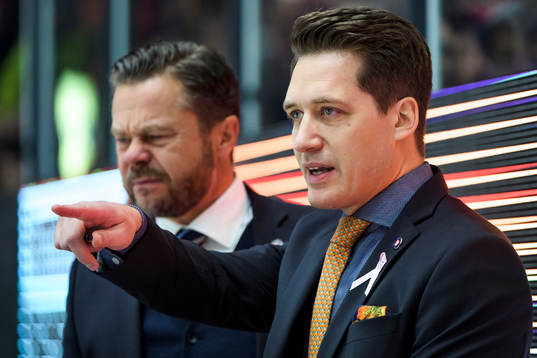 Växjös tränare Sam Hallam
