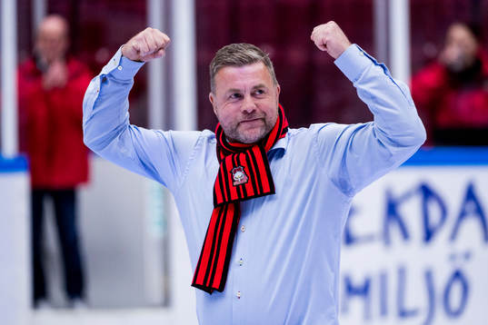 Bo Svanberg jublar i pausen
