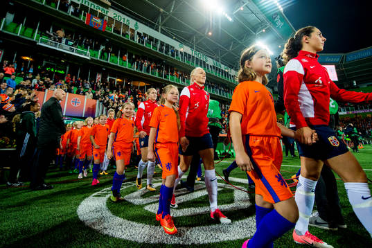 Maria Thorisdottir of Norway walks out to the pitch