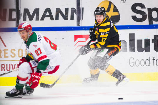 Moras Matt Bailey och Skellefteås Pär Lindholm