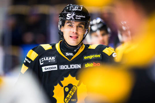 Skellefteås Henrik Hetta jublar