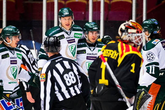 Färjestads Sebastian Erixon , Johan Ryno och Joakim