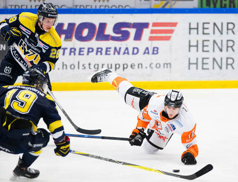 s Erik Andersson och Anton Bengtsson i duell mot