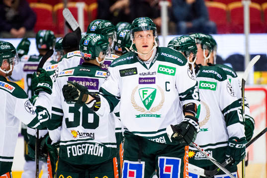 Färjestads Johan Ryno jublar