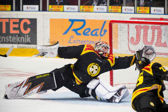 Brynäs målvakt Felix Sandström
