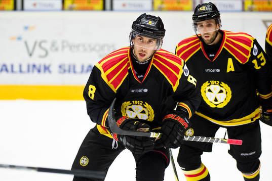 Brynäs Aaron Palushaj jublar