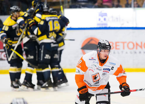 s Robin Figren (syns ej i bild) gjort mål till 2-1