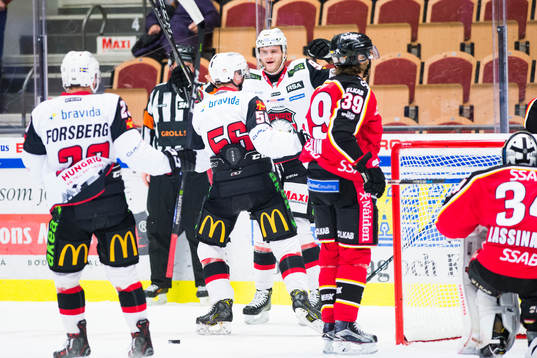 Malmö Redhawks Max Görtz jublar