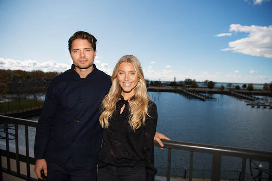 NHL-proffset Jacob Josefson och hans fru Sanne Alexandra