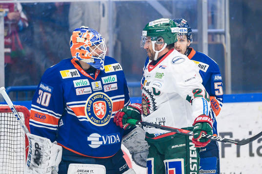 Växjös målvakt Viktor Fasth och Frölundas Joel