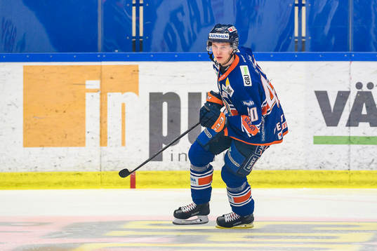 Växjös Elias Pettersson jublar