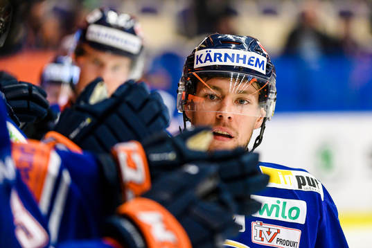 Växjös Robert Rosén jublar