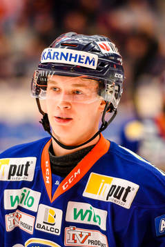 Växjös Elias Pettersson jublar