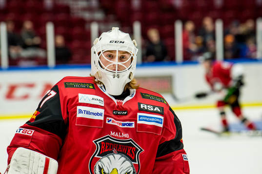 Malmö Redhawks målvakt Linus Gidbark innan
