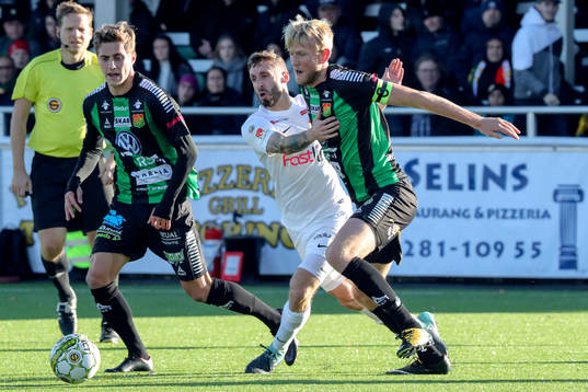 Dalkurds Andrew Michael Stadler och GAIS Andreas Peterson