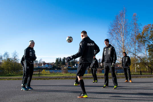 Färjestads Joakim Nygård, Theodor Lennström  och Johan