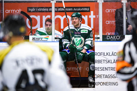 Färjestads Sebastian Erixon och Ilari Melart i
