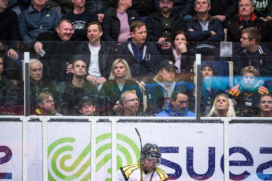 Brynäs Jonathan Granström sitter i utvisningsbåset