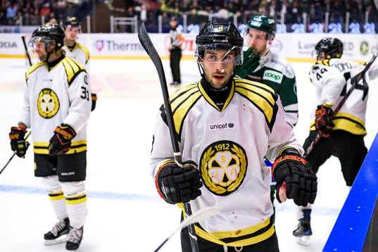 Brynäs Aaron Palushaj deppar