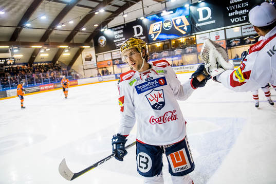 Brett James Cameron of Lillehammer celebrates