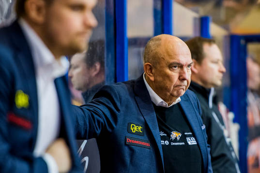 Sune Bergman, head coach of Frisk Asker