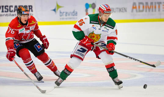 Örebros Jare Sallinen och Moras Michael Haga