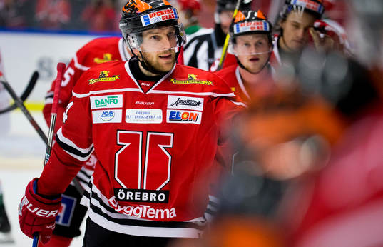 Örebros Tom Wandell jublar