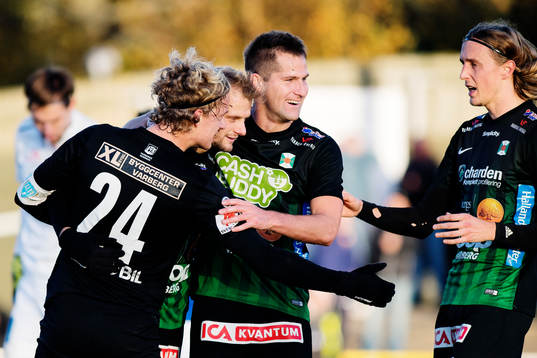 Varbergs Gustav Berggren, målskytten Jakob Olsson, Gabriel