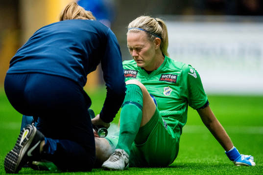 Goalkeeper Ingrid Hjelmseth of Stabæk