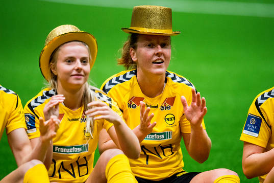 Anna Åsa Olivia Westerlund of LSK Kvinner celebrates