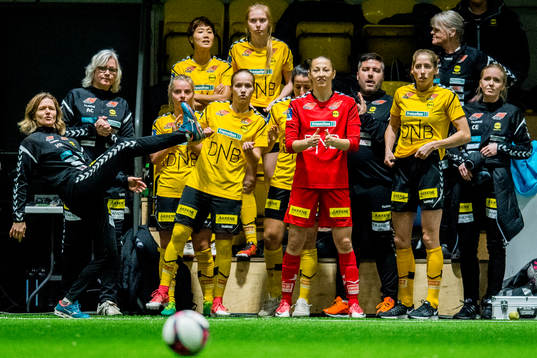 Hege Riise, head coach of LSK Kvinner, Guro Reiten and