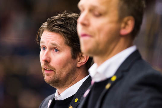 Skellefteås tränare Stefan Klockare och assisterande