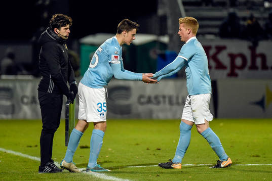 Malmö FFs Samuel Adrian och Anders Christiansen byter