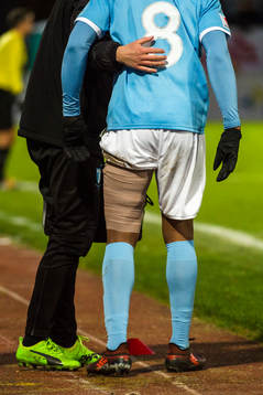 Malmö FFs Carlos Strandberg tingas lämna planen