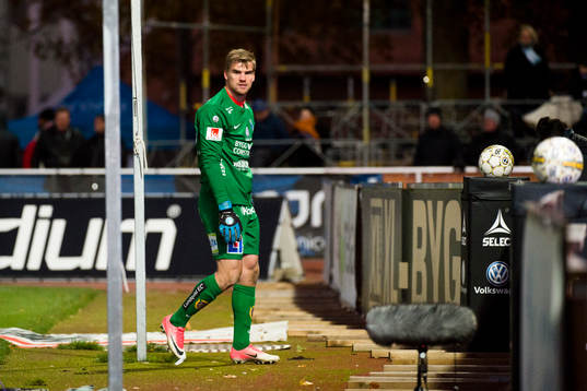 Sirius målvakt Lukas Jonsson deppar