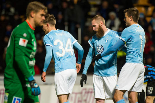 Bläddra bland fler bilder av Fotboll, Allsvenskan, Sirius - Malmö FF
