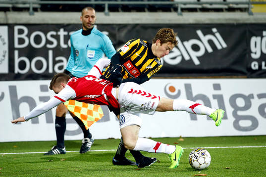 Häckens Jakob Lindström och Kalmars Victor Agardius