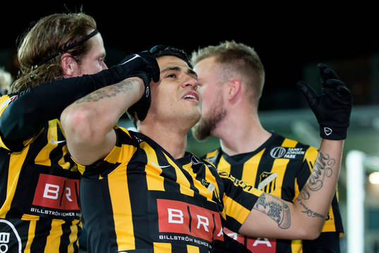 Häckens Paulinho jublar