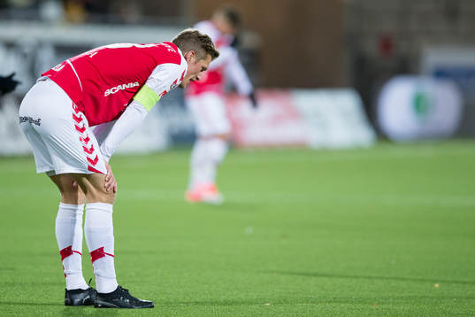 Kalmars Viktor Elm deppar