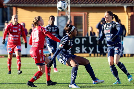 Linköpings Kristine Minde och Kvarnsvedens Brianne Reed