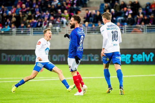 Bjørn Bermann Sigurdarson celebrates the 1-1 goal with his