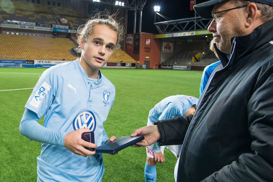 a priset av Christer Gustafsson ledamot av Svenska