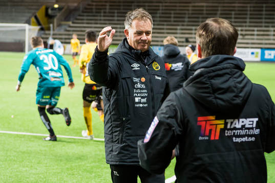 Elfsborgs tränare Tony Lundqvist jublar