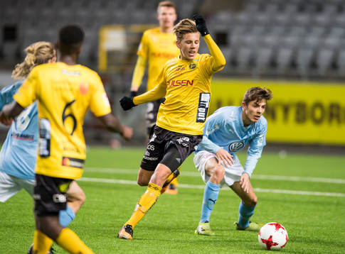 Elfsborgs Noah Söderberg och Malmö FF’s Patriot Sejdiu