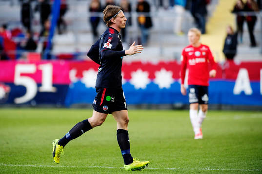 Helsingborgs Carl Johansson springer för att byta