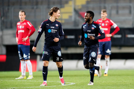 Helsingborgs Alex Timossi Andersson jublar med målskytten